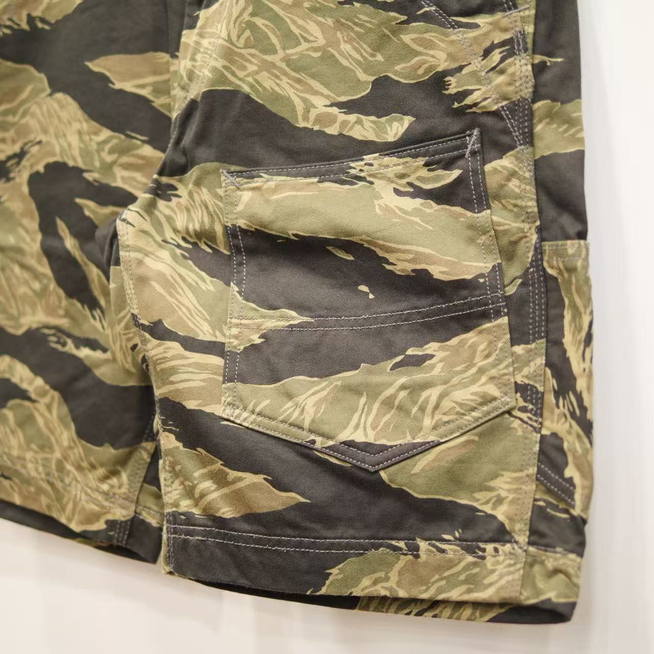 EIGHT-G(エイトジー)　JOHN WAYNE TIGER SHORT PANTS カモフラージュ柄ショートパンツ　8SP-17